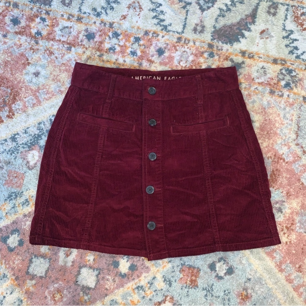 AEO High Waist Burgundy Button Front Corduroy Mini Skirt Festival Summer 4 NEW